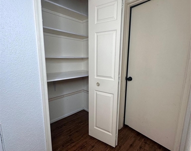 1413 Bonanza Road - Photo Thumbnail 29