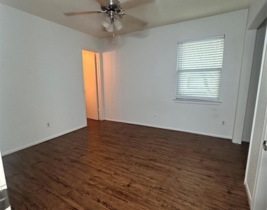 1413 Bonanza Road - Photo Thumbnail 24