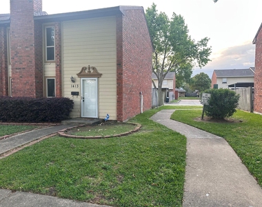 1413 Bonanza Road - Photo Thumbnail 3