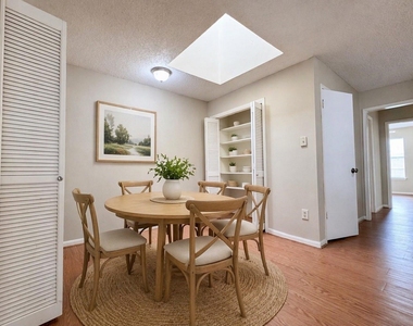 3511 Palm Grove Drive - Photo Thumbnail 4
