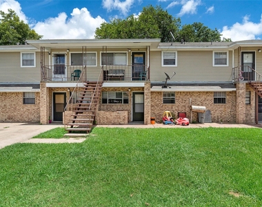 2729 Main Street - Photo Thumbnail 12