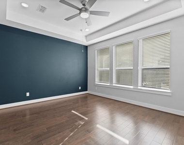 817 Kamano Avenue - Photo Thumbnail 15
