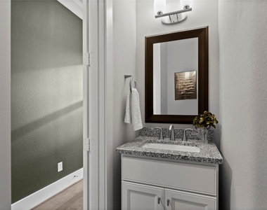 817 Kamano Avenue - Photo Thumbnail 7