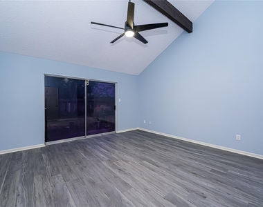 2306 Wallingford Drive - Photo Thumbnail 17