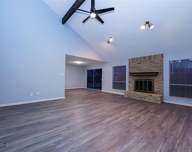 2306 Wallingford Drive - Photo Thumbnail 23