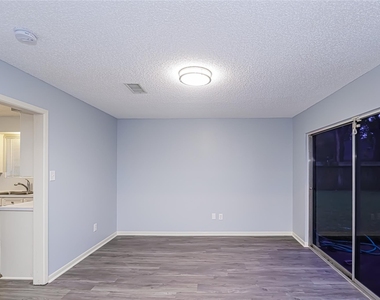 2306 Wallingford Drive - Photo Thumbnail 8