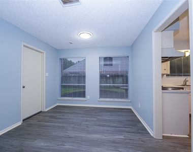 2306 Wallingford Drive - Photo Thumbnail 34