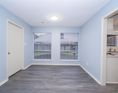 2306 Wallingford Drive - Photo Thumbnail 14