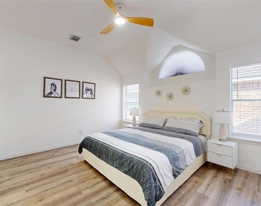 18 Avenswood Place - Photo Thumbnail 6