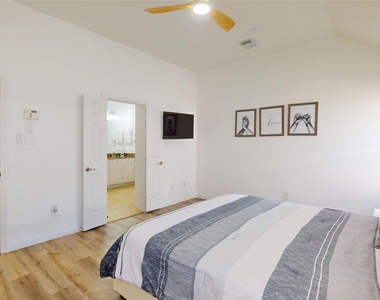 18 Avenswood Place - Photo Thumbnail 7