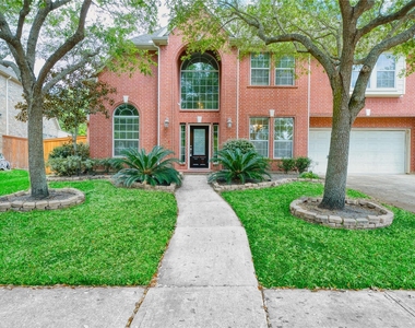 5619 Riverstone Crossing Drive - Photo Thumbnail 10