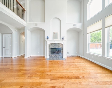 5619 Riverstone Crossing Drive - Photo Thumbnail 19