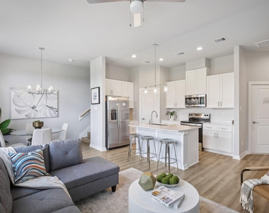 5783 Spring Stuebner Rd - Photo Thumbnail 2