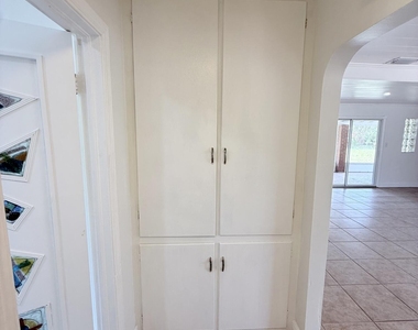 100 Tampa Avenue - Photo Thumbnail 10