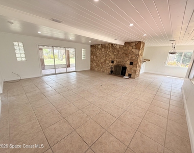 100 Tampa Avenue - Photo Thumbnail 16