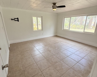 100 Tampa Avenue - Photo Thumbnail 13