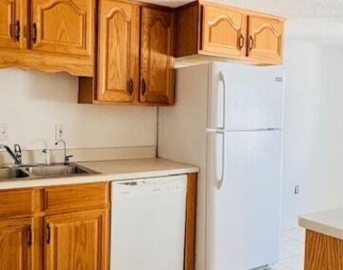 125 Kingsway - Photo Thumbnail 3