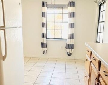 125 Kingsway - Photo Thumbnail 5