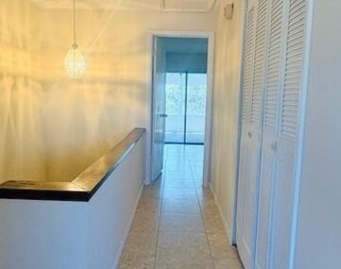 125 Kingsway - Photo Thumbnail 9
