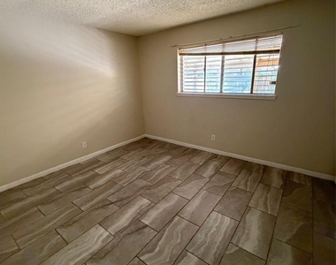 2905 Arkansas Avenue - Photo Thumbnail 6