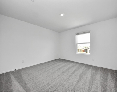 1134 Blue Stone Drive - Photo Thumbnail 38