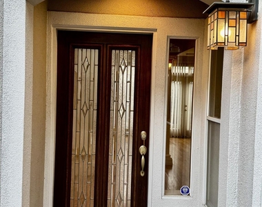 4916 Travis Street - Photo Thumbnail 2
