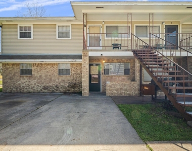 2729 Main Street - Photo Thumbnail 7