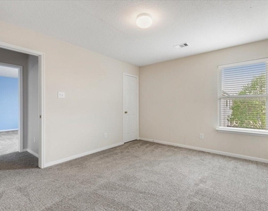 4810 Vintage Grove Court - Photo Thumbnail 28