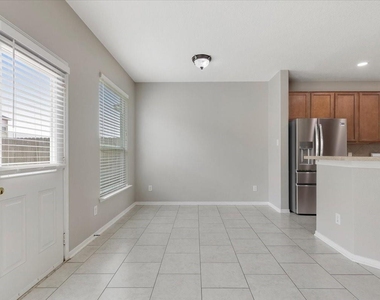 4810 Vintage Grove Court - Photo Thumbnail 9