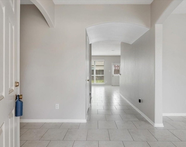 4810 Vintage Grove Court - Photo Thumbnail 2