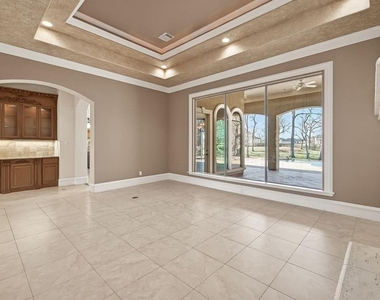 4011 Westerdale Drive - Photo Thumbnail 5