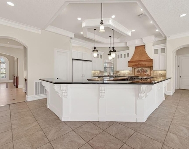 4011 Westerdale Drive - Photo Thumbnail 8