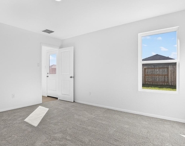 26911 Dalmatian Bellflower Drive - Photo Thumbnail 12