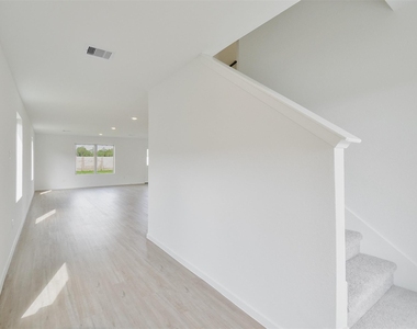 18566 Cepagatti Drive - Photo Thumbnail 2