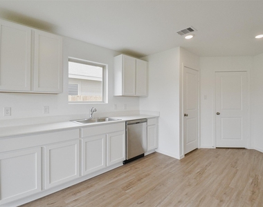 18566 Cepagatti Drive - Photo Thumbnail 9