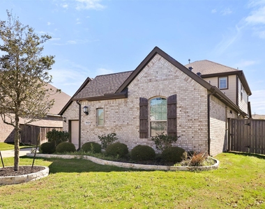 9626 Dancing Grass Drive - Photo Thumbnail 2