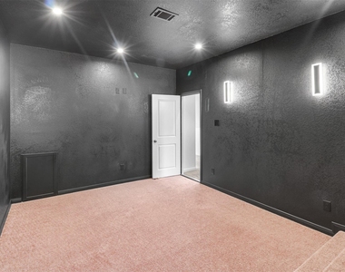 9626 Dancing Grass Drive - Photo Thumbnail 34