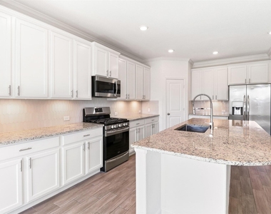 9626 Dancing Grass Drive - Photo Thumbnail 10