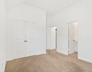 9626 Dancing Grass Drive - Photo Thumbnail 25