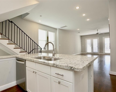 1227 W 19th Street - Photo Thumbnail 6