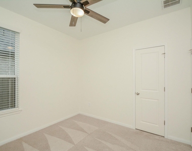18134 S Sonresa Way - Photo Thumbnail 19