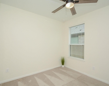 18134 S Sonresa Way - Photo Thumbnail 23