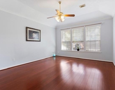 6419 Sutter Park Lane - Photo Thumbnail 8