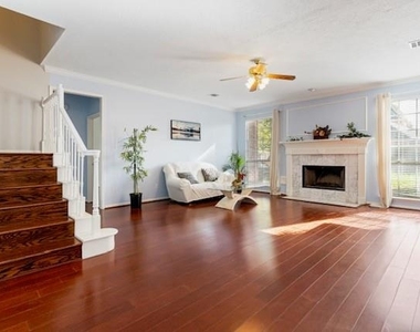 6419 Sutter Park Lane - Photo Thumbnail 4
