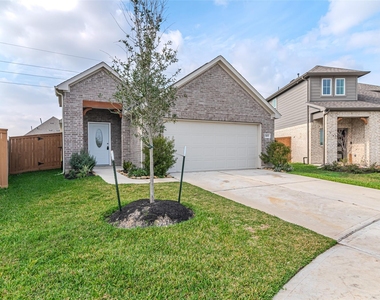 7431 Sail Hill Drive - Photo Thumbnail 1