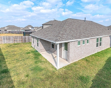 7431 Sail Hill Drive - Photo Thumbnail 40
