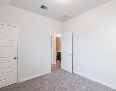7431 Sail Hill Drive - Photo Thumbnail 33