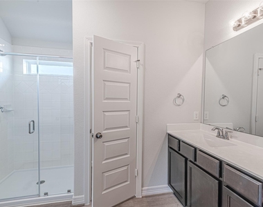 7431 Sail Hill Drive - Photo Thumbnail 28