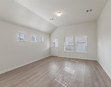 7431 Sail Hill Drive - Photo Thumbnail 18