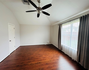 5935 Wildbriar Lane - Photo Thumbnail 7